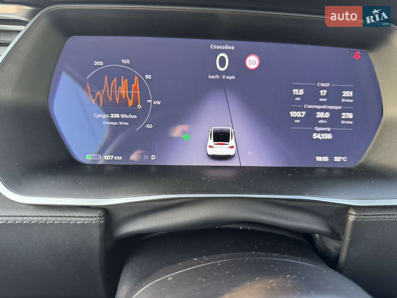 Позашляховик / Кросовер Tesla Model X 2016 в Дніпрі
