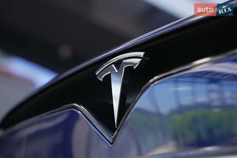 Позашляховик / Кросовер Tesla Model X 2023 в Києві фото 9 Позашляховик / Кросовер Tesla Model X 2023 в Києві