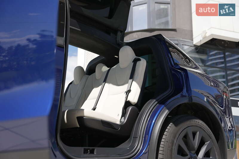 Позашляховик / Кросовер Tesla Model X 2023 в Києві фото 25 Позашляховик / Кросовер Tesla Model X 2023 в Києві