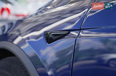 Внедорожник / Кроссовер Tesla Model X 2023 в 