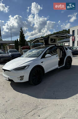 Внедорожник / Кроссовер Tesla Model X 2018 в 
