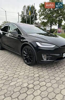 Позашляховик / Кросовер Tesla Model X 2021 в 