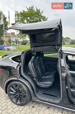 Позашляховик / Кросовер Tesla Model X 2021 в 