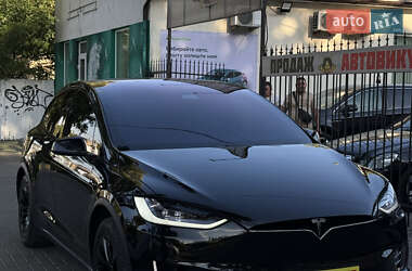 Внедорожник / Кроссовер Tesla Model X 2016 в 