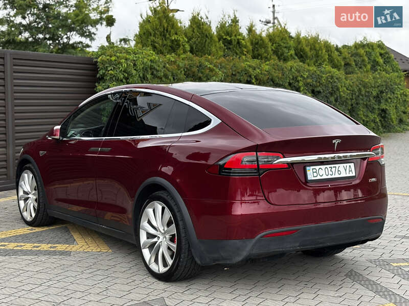 Позашляховик / Кросовер Tesla Model X 2016 в Стрию фото 6 Позашляховик / Кросовер Tesla Model X 2016 в Стрию