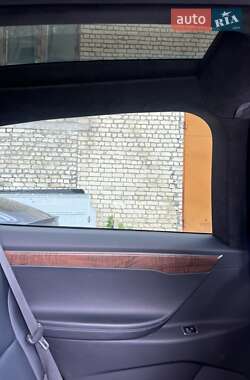 Внедорожник / Кроссовер Tesla Model X 2019 в 