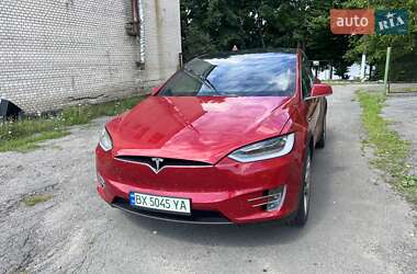 Внедорожник / Кроссовер Tesla Model X 2019 в 