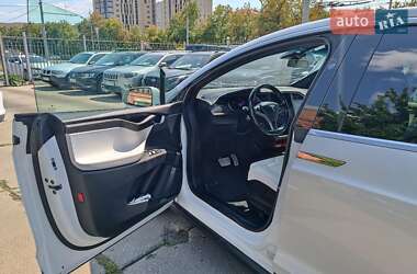 Внедорожник / Кроссовер Tesla Model X 2018 в 