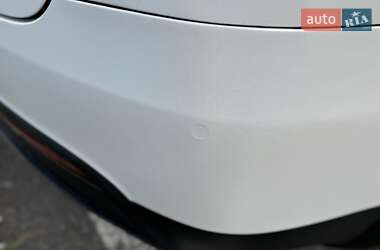Позашляховик / Кросовер Tesla Model X 2018 в 