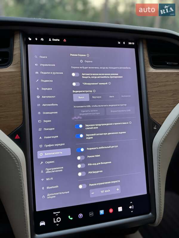 Позашляховик / Кросовер Tesla Model X 2018 в Києві