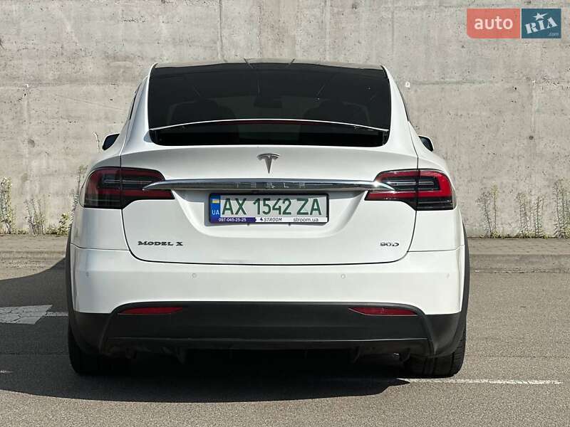 Позашляховик / Кросовер Tesla Model X 2017 в Києві