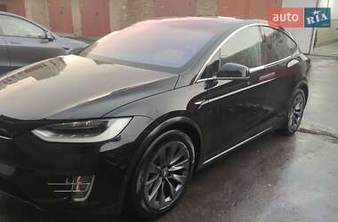 Внедорожник / Кроссовер Tesla Model X 2017 в 