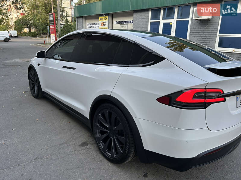 Позашляховик / Кросовер Tesla Model X 2021 в Дніпрі