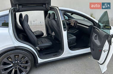 Позашляховик / Кросовер Tesla Model X 2021 в 