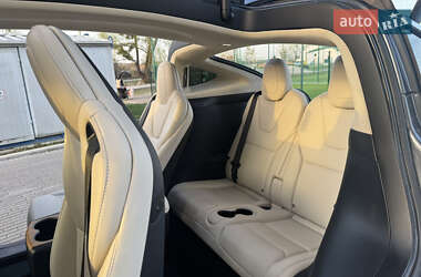 Внедорожник / Кроссовер Tesla Model X 2018 в 