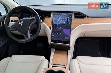 Внедорожник / Кроссовер Tesla Model X 2018 в 