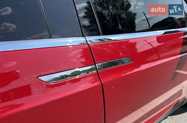 Внедорожник / Кроссовер Tesla Model X 2016 в 