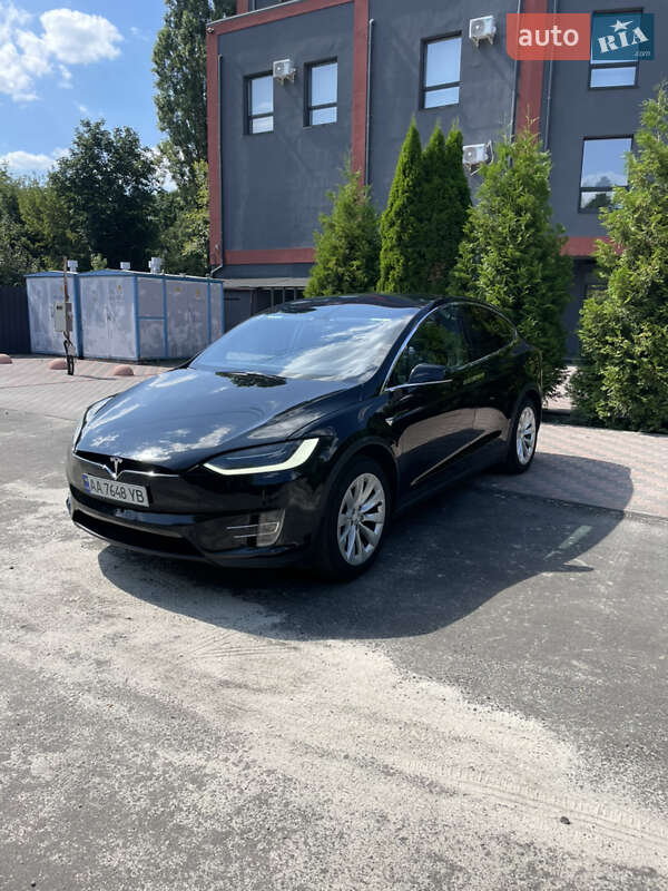 Позашляховик / Кросовер Tesla Model X 2018 в Києві
