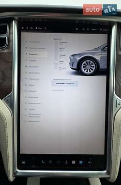 Внедорожник / Кроссовер Tesla Model X 2018 в 