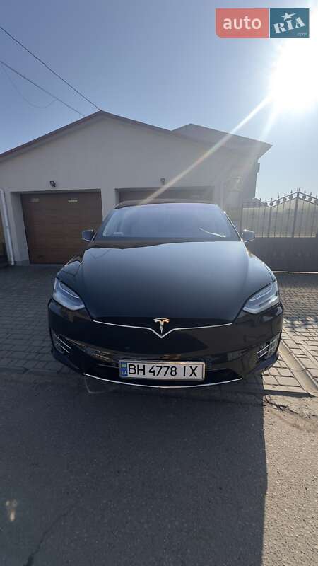 Позашляховик / Кросовер Tesla Model X 2016 в Одесі
