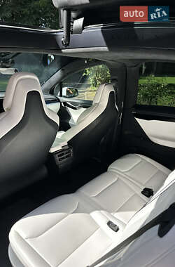 Внедорожник / Кроссовер Tesla Model X 2017 в Хмельницком