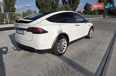 Внедорожник / Кроссовер Tesla Model X 2017 в 