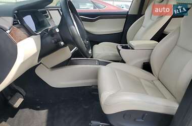 Внедорожник / Кроссовер Tesla Model X 2017 в 