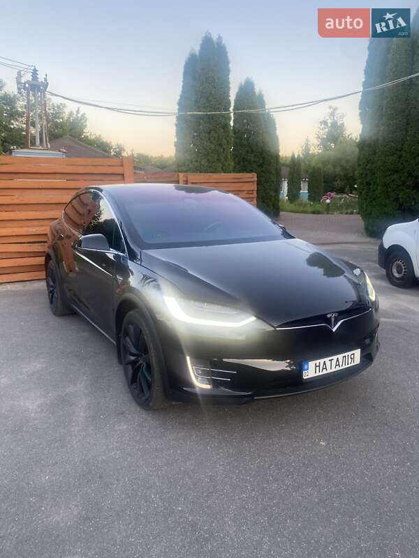 Внедорожник / Кроссовер Tesla Model X 2016 в Виннице