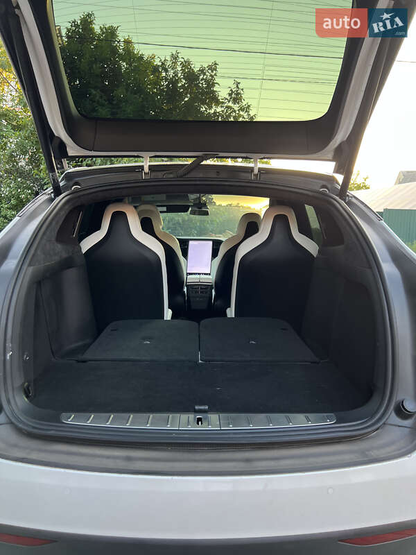 Позашляховик / Кросовер Tesla Model X 2019 в Кропивницькому