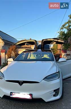 Внедорожник / Кроссовер Tesla Model X 2019 в 