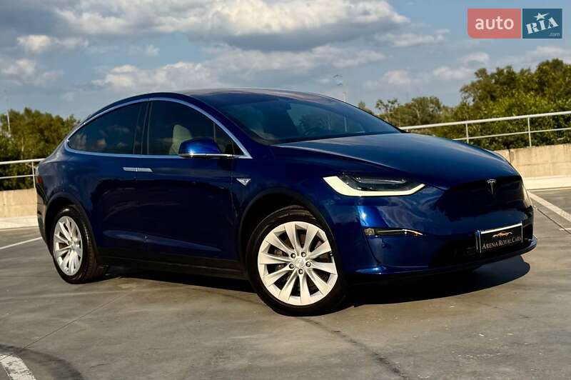 Tesla Model X 2016