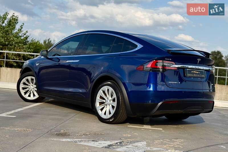 Позашляховик / Кросовер Tesla Model X 2016 в Києві фото 8 Позашляховик / Кросовер Tesla Model X 2016 в Києві