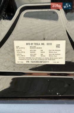 Позашляховик / Кросовер Tesla Model X 2022 в 