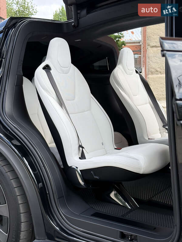 Позашляховик / Кросовер Tesla Model X 2022 в Львові