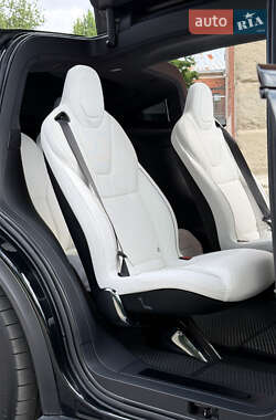 Позашляховик / Кросовер Tesla Model X 2022 в 