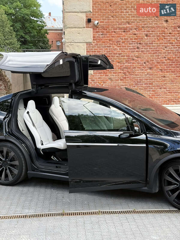 Позашляховик / Кросовер Tesla Model X 2022 в Львові