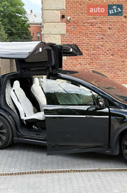 Позашляховик / Кросовер Tesla Model X 2022 в 