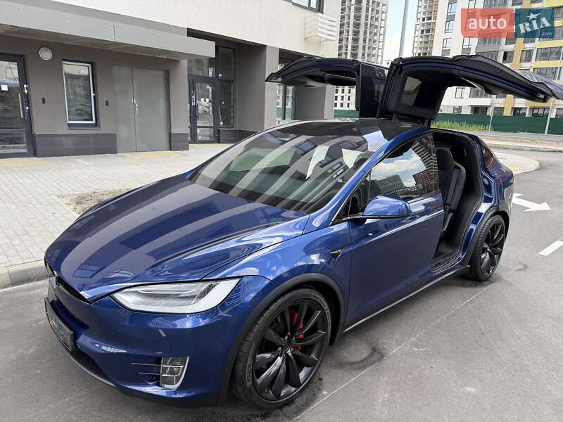 Позашляховик / Кросовер Tesla Model X 2019 в Києві
