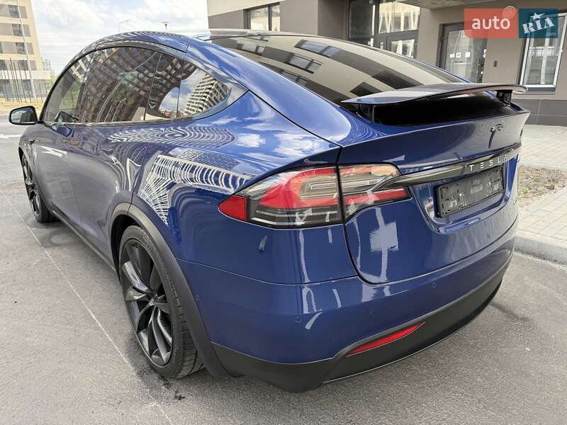 Позашляховик / Кросовер Tesla Model X 2019 в Києві