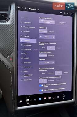 Внедорожник / Кроссовер Tesla Model X 2019 в 