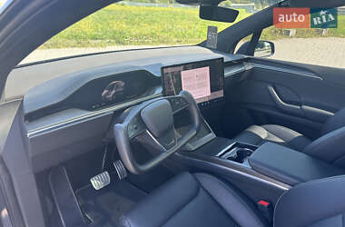 Позашляховик / Кросовер Tesla Model X 2023 в 