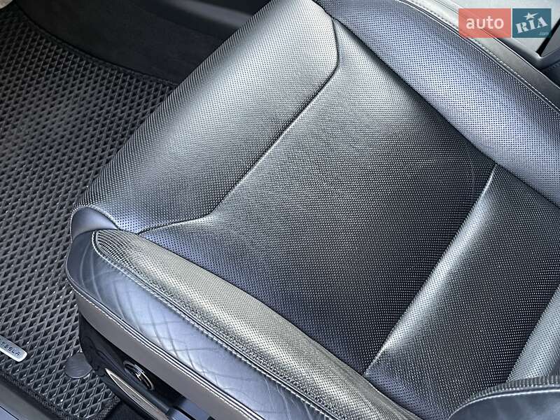 Позашляховик / Кросовер Tesla Model X 2016 в Києві