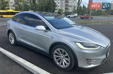 Позашляховик / Кросовер Tesla Model X 2016 в 