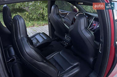 Внедорожник / Кроссовер Tesla Model X 2017 в 