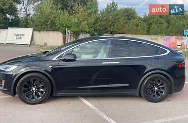 Позашляховик / Кросовер Tesla Model X 2017 в 