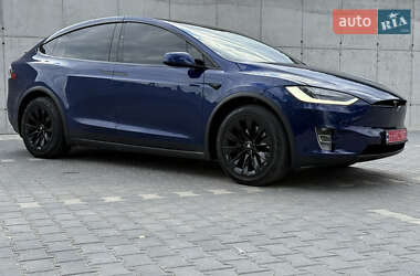 Внедорожник / Кроссовер Tesla Model X 2019 в 