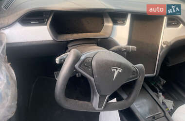 Позашляховик / Кросовер Tesla Model X 2018 в 