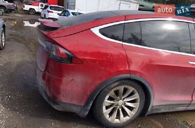 Внедорожник / Кроссовер Tesla Model X 2016 в 