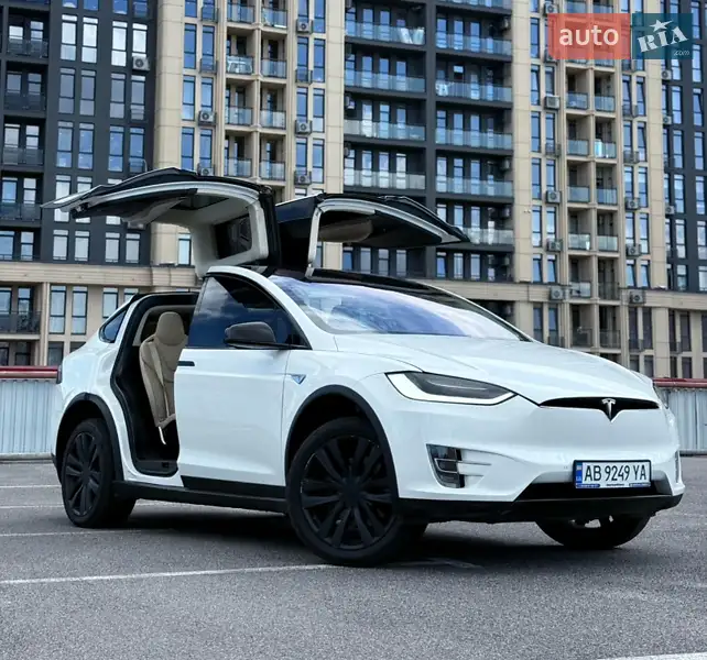 Tesla Model X
