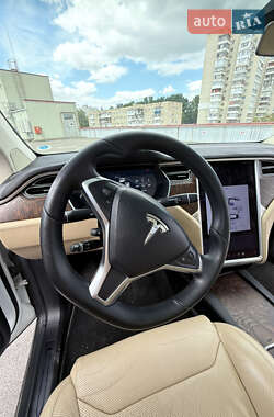 Внедорожник / Кроссовер Tesla Model X 2016 в 
